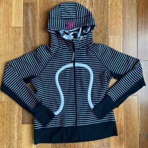 lululemon sweatshirt